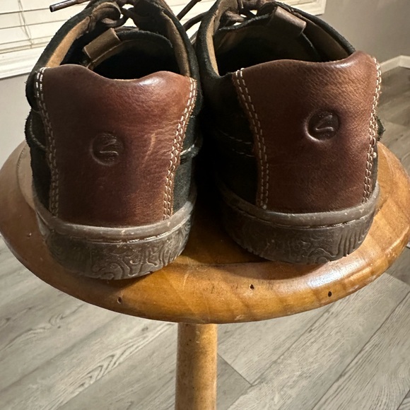 Clarks Hodson Moc Olive Suede Men's Size 10 - Picture 4 of 9